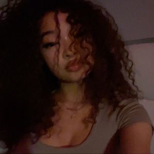 Meet your Posher, Logan